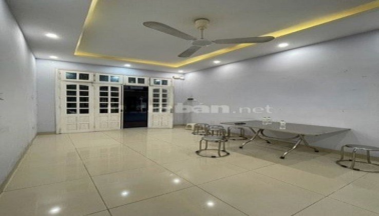 Cho thuê nhà ô tô dừng đỗ Đầm trấu - Hai Bà Trưng - 46m - 5 tầng - 21 triệu văn phòng, kdol, hgd và nhóm